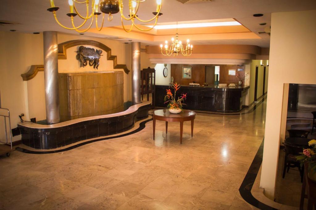 Guidi Hotel Linares Exterior photo